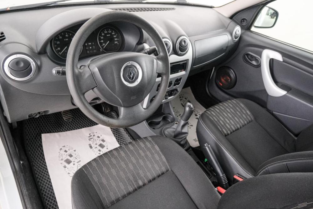 Renault Logan I Рестайлинг Красноярск  - изображение 9
