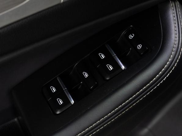 Geely Emgrand X7 I Рестайлинг 2 с пробегом 2020 года, цена 1 344 000 рублей, 113276 км, внедорожник, Автокод Объявления