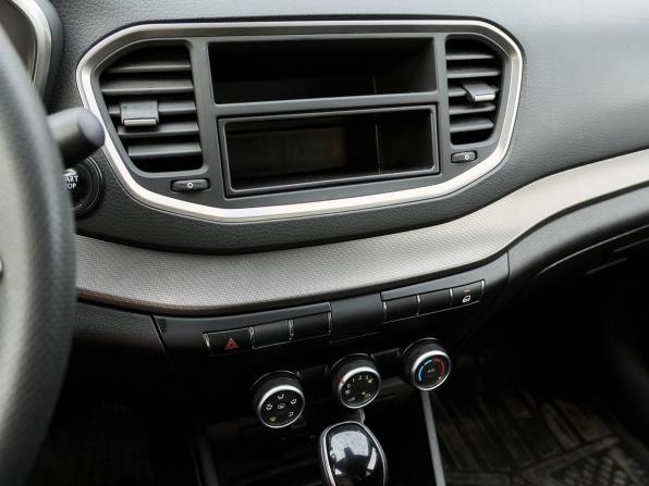 Lada (ВАЗ) Vesta I Рестайлинг (NG) с пробегом 2024 года, цена 1 197 000 рублей, 38190 км, седан, Автокод Объявления