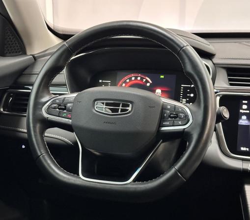 Geely Atlas Pro с пробегом 2023 года, цена 1 885 000 рублей, 50500 км, внедорожник, Автокод Объявления