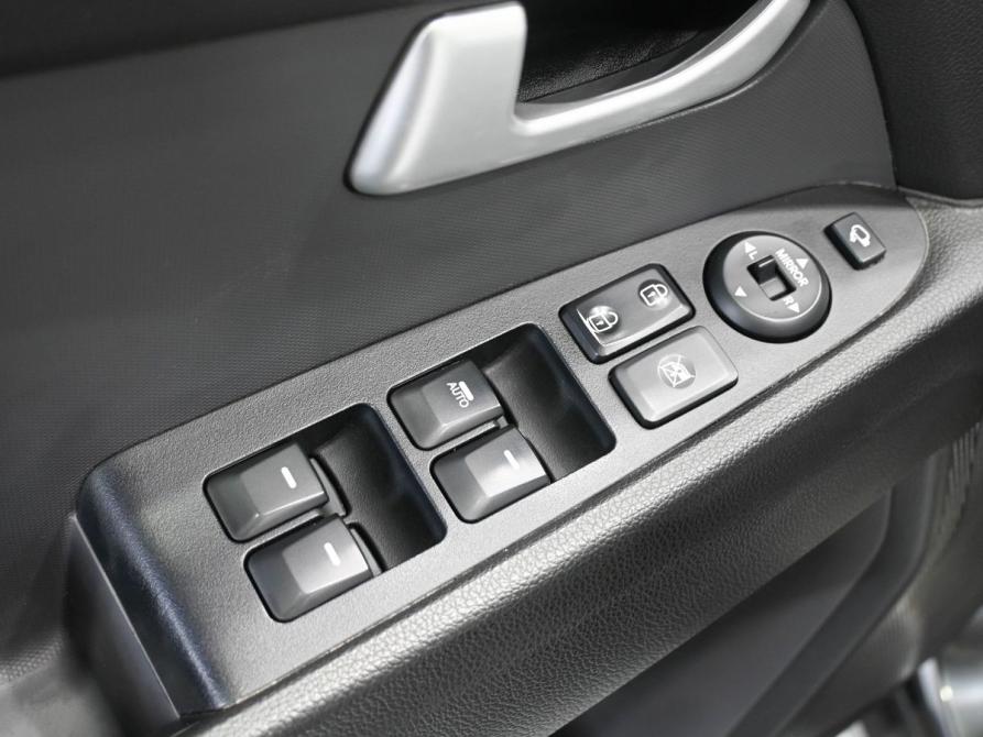 Kia Sportage III Рестайлинг Ростов-на-Дону  - изображение 23
