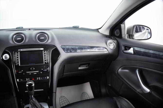 Ford Mondeo IV Рестайлинг с пробегом 2011 года, цена 1 049 000 рублей, 240000 км, седан, Автокод Объявления