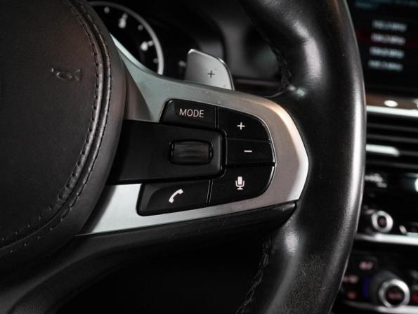 BMW 5 серии VII (G30/G31/G38) с пробегом 2018 года, цена 3 399 000 рублей, 182410 км, универсал, Автокод Объявления