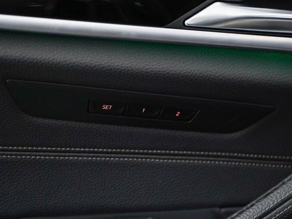 BMW 5 серии VII (G30/G31/G38) с пробегом 2017 года, цена 3 513 051 рубль, 123185 км, седан, Автокод Объявления