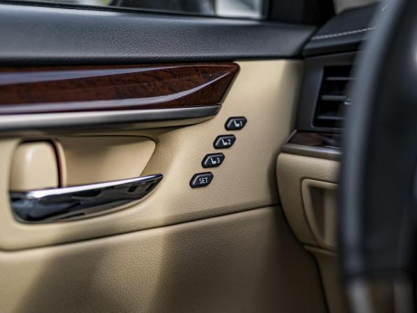 Lexus ES VI с пробегом 2013 года, цена 1 530 000 рублей, 337832 км, седан, Автокод Объявления
