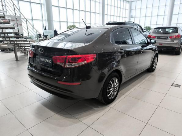 Kia Rio III Рестайлинг с пробегом 2017 года, цена 1 070 000 рублей, 184000 км, седан, Автокод Объявления