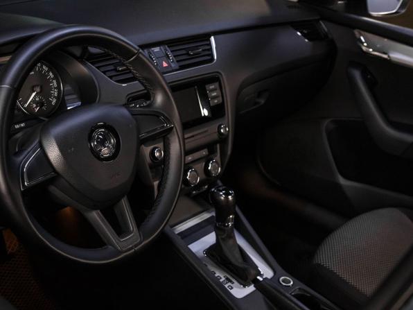 Skoda Octavia III (A7) с пробегом 2016 года, цена 1 570 000 рублей, 154275 км, лифтбек, Автокод Объявления