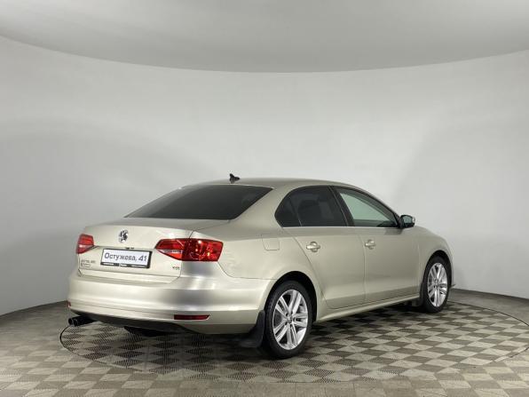 Volkswagen Jetta VI Рестайлинг с пробегом 2014 года, цена 1 090 000 рублей, 245766 км, седан, Автокод Объявления