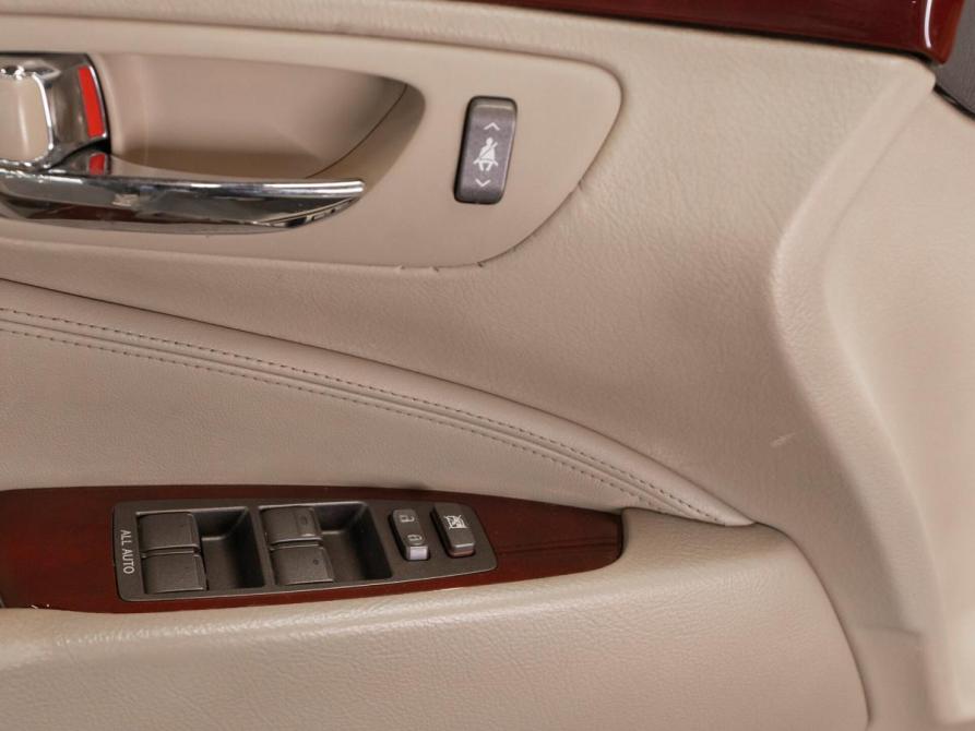 Lexus LS IV Москва  - изображение 17