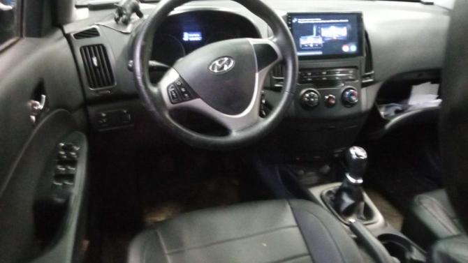 Hyundai i30 I Рестайлинг с пробегом 2011 года, цена 399 000 рублей, 318187 км, универсал, Автокод Объявления