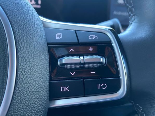 Kia Sorento IV Рестайлинг с пробегом 2024 года, цена 4 999 000 рублей, 37212 км, внедорожник, Автокод Объявления