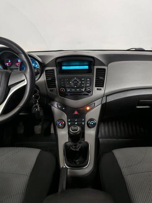 Chevrolet Cruze I Москва  - изображение 12