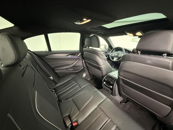 BMW 5 серии VII (G30/G31/G38) Рестайлинг с пробегом 2023 года, цена 7 130 000 рублей, 40500 км, седан, Автокод Объявления