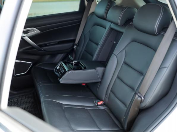 Geely Atlas I с пробегом 2021 года, цена 1 999 000 рублей, 52266 км, внедорожник, Автокод Объявления
