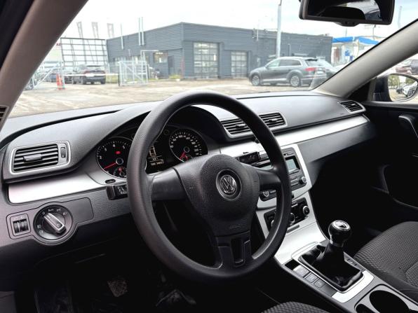 Volkswagen Passat B7 с пробегом 2012 года, цена 1 090 000 рублей, 160490 км, седан, Автокод Объявления
