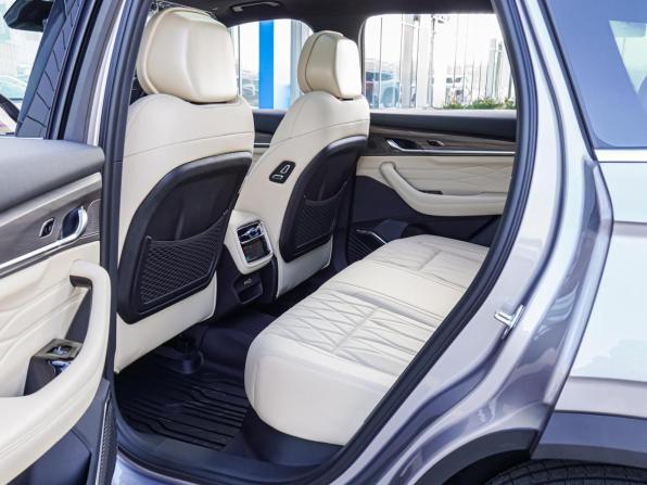 Geely Monjaro I Рестайлинг 2 с пробегом 2025 года, цена 4 098 000 рублей, 51 км, внедорожник, Автокод Объявления