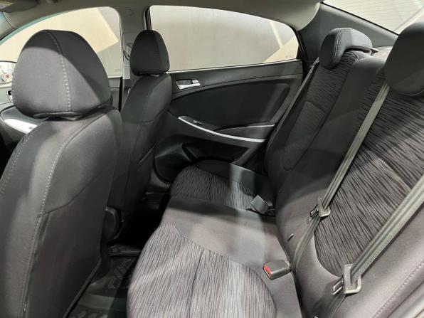 Hyundai Solaris I Рестайлинг с пробегом 2015 года, цена 1 099 000 рублей, 40458 км, седан, Автокод Объявления