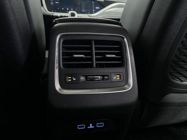 Geely Atlas Pro с пробегом 2023 года, цена 2 197 000 рублей, 21907 км, внедорожник, Автокод Объявления