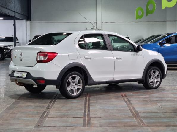 Renault Logan II Рестайлинг с пробегом 2019 года, цена 1 070 000 рублей, 93526 км, седан, Автокод Объявления