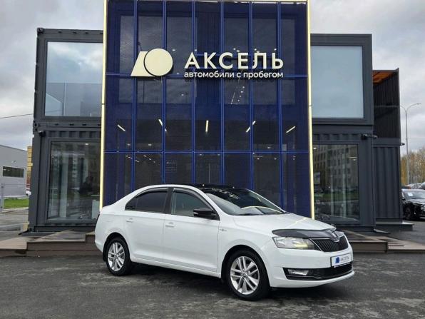 Skoda Rapid I Рестайлинг с пробегом 2018 года, цена 1 025 000 рублей, 197000 км, лифтбек, Автокод Объявления
