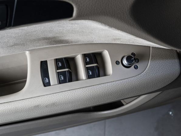 Audi Q7 I (4L) Рестайлинг с пробегом 2010 года, цена 1 879 000 рублей, 235201 км, внедорожник, Автокод Объявления