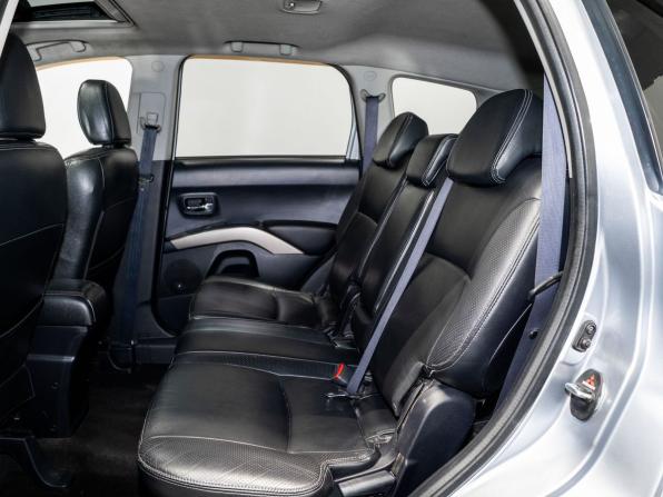 Mitsubishi Outlander II с пробегом 2007 года, цена 1 100 000 рублей, 303000 км, внедорожник, Автокод Объявления