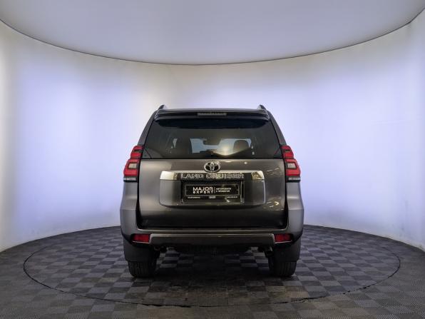 Toyota Land Cruiser Prado 150 Series Рестайлинг 3 с пробегом 2022 года, цена 7 990 000 рублей, 30746 км, внедорожник, Автокод Объявления