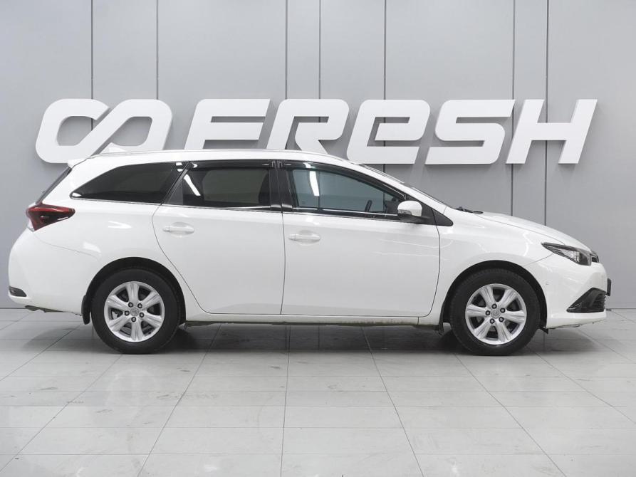 Toyota Auris II Рестайлинг Ростов-на-Дону  - изображение 5