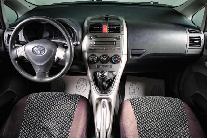 Toyota Auris I с пробегом 2008 года, цена 649 000 рублей, 246000 км, хэтчбек, Автокод Объявления