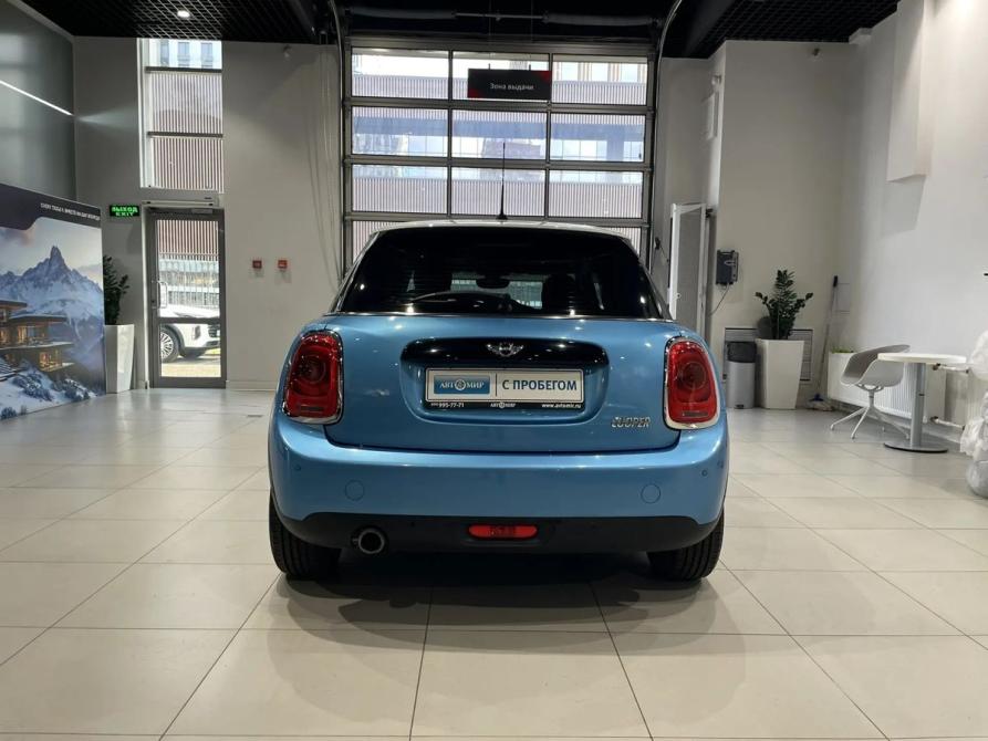 Mini Hatch III (F55/F56) Москва  - изображение 5
