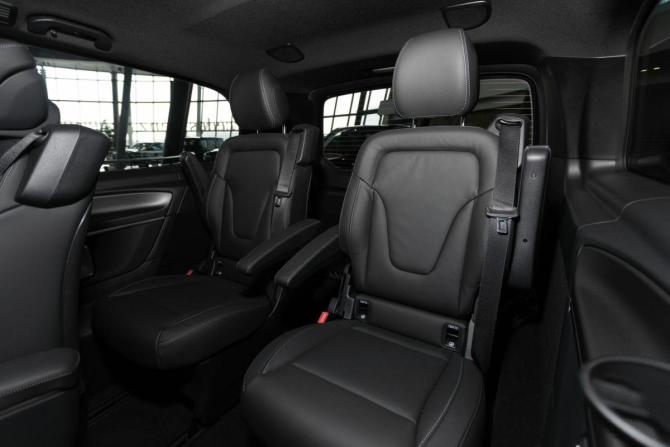 Новый Mercedes-Benz V-Класс III (W447) Рестайлинг 2 2024 года, цена 18 900 000 рублей, минивэн, Автокод Объявления