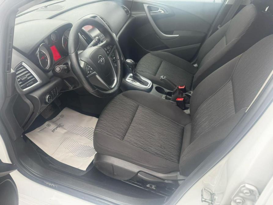 Opel Astra J Рестайлинг Астрахань  - изображение 12