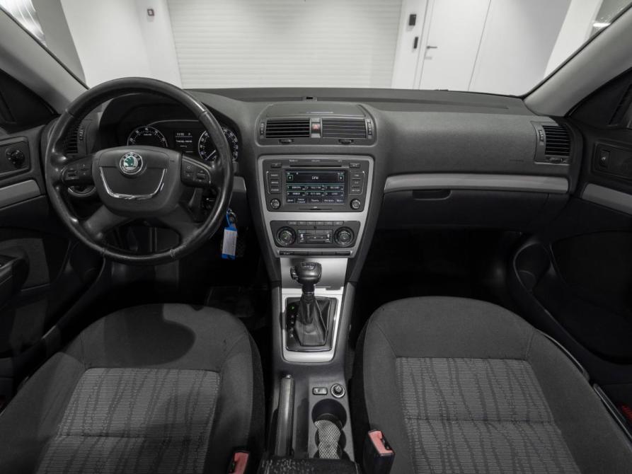 Skoda Octavia II (A5) Рестайлинг Москва  - изображение 8
