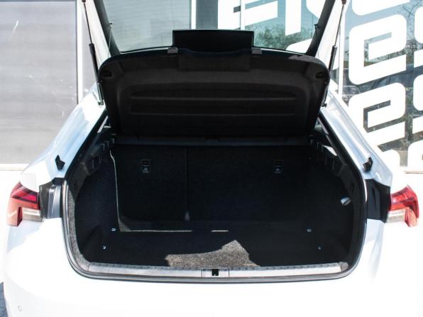 Skoda Octavia IV (A8) с пробегом 2021 года, цена 2 280 000 рублей, 101111 км, лифтбек, Автокод Объявления
