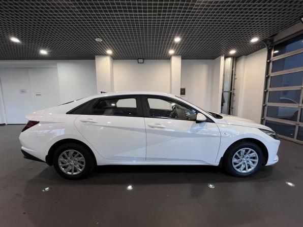 Hyundai Elantra VII (CN7) с пробегом 2022 года, цена 2 020 000 рублей, 107355 км, седан, Автокод Объявления