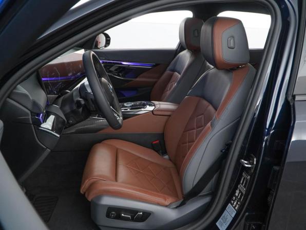BMW 5 серии VIII (G60/G61/G68) с пробегом 2024 года, цена 8 097 434 рубля, 23811 км, седан, Автокод Объявления