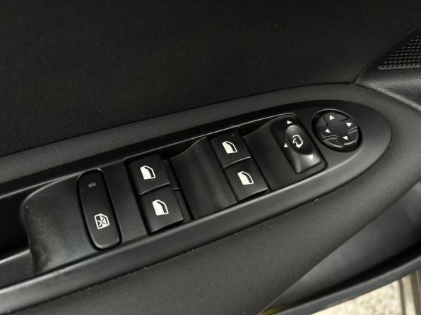 Citroen C4 II с пробегом 2012 года, цена 780 000 рублей, 150000 км, хэтчбек, Автокод Объявления