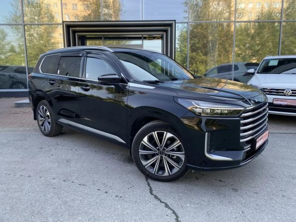 Exeed VX I Рестайлинг с пробегом 2024 года, цена 3 999 000 рублей, 10460 км, внедорожник, Автокод Объявления