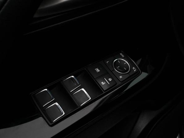 Lexus LX III Рестайлинг 2 с пробегом 2021 года, цена 9 987 400 рублей, 118737 км, внедорожник, Автокод Объявления