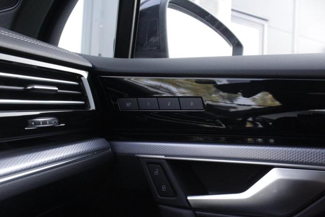 Volkswagen Touareg III с пробегом 2020 года, цена 6 700 000 рублей, 65244 км, внедорожник, Автокод Объявления