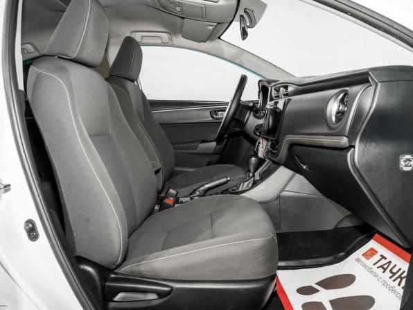 Toyota Corolla XI (E160 E170 E180) Рестайлинг 1 с пробегом 2016 года, цена 1 730 500 рублей, 97360 км, седан, Автокод Объявления
