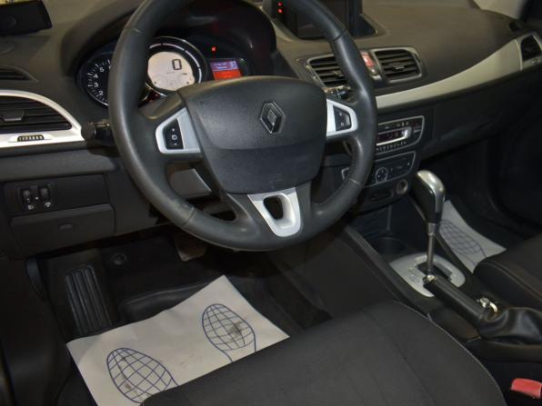 Renault Megane III с пробегом 2011 года, цена 749 000 рублей, 195810 км, хэтчбек, Автокод Объявления