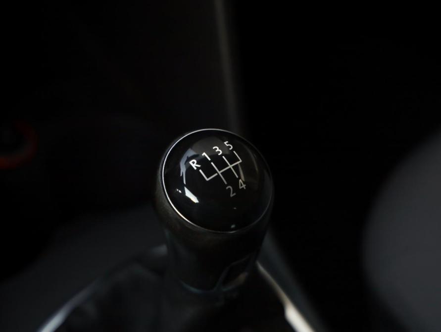 Volkswagen Polo V Рестайлинг Санкт-Петербург  - изображение 18