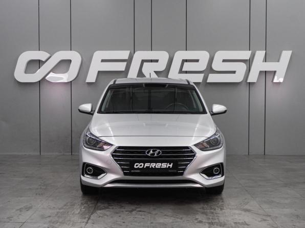 Hyundai Solaris II с пробегом 2019 года, цена 1 399 000 рублей, 113727 км, седан, Автокод Объявления