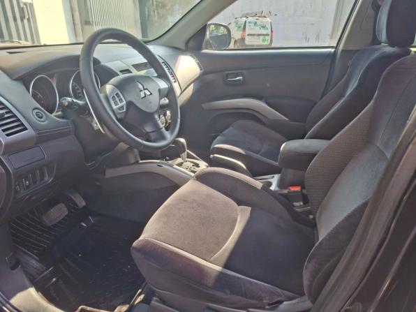 Mitsubishi Outlander II Рестайлинг с пробегом 2011 года, цена 998 000 рублей, 261000 км, внедорожник, Автокод Объявления