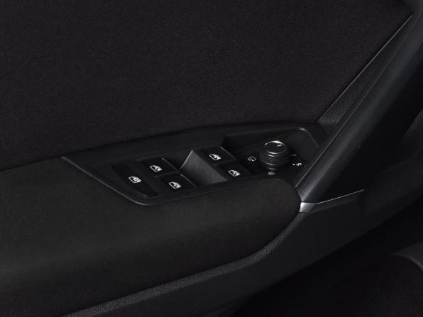 Volkswagen Tiguan II с пробегом 2018 года, цена 2 524 995 рублей, 143000 км, внедорожник, Автокод Объявления