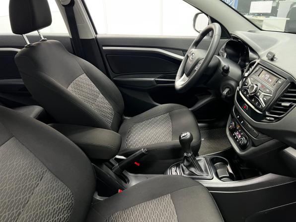 Lada (ВАЗ) Vesta I с пробегом 2019 года, цена 999 000 рублей, 150000 км, универсал, Автокод Объявления