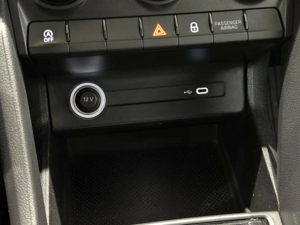 Skoda Karoq I с пробегом 2020 года, цена 2 070 000 рублей, 104873 км, внедорожник, Автокод Объявления