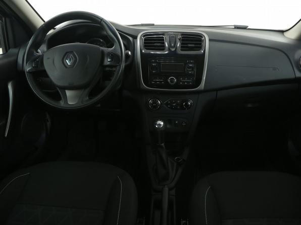 Renault Sandero II с пробегом 2016 года, цена 922 000 рублей, 138000 км, хэтчбек, Автокод Объявления