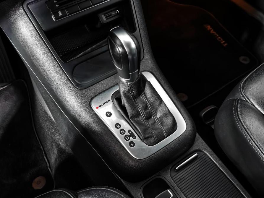 Volkswagen Tiguan I Рестайлинг Санкт-Петербург  - изображение 11